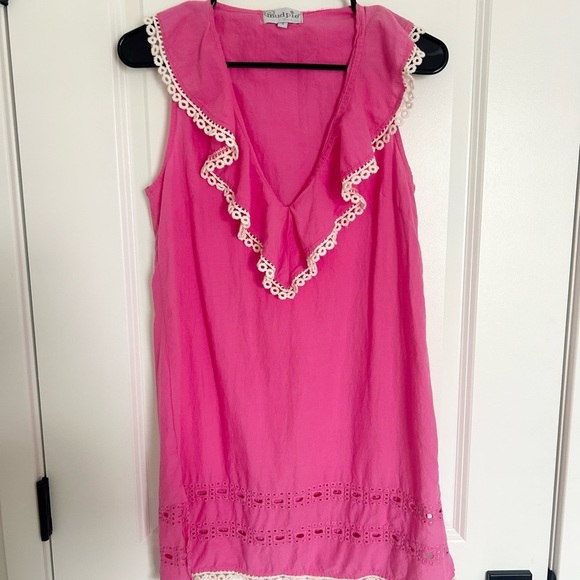 Mud Pie Vibrant Pink mini Dress with lace detailing Small - Picture 2 of 4